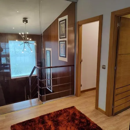 Casa Pedrasrubias Apartment